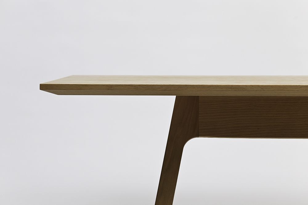 Yardbird Wood Table Detail_Designed by Sean Dix