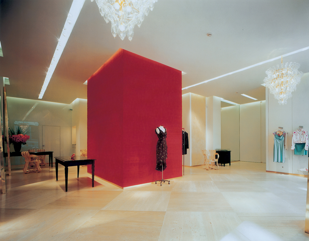 MOSCHINO SANT ANDREA MILAN retail interior design SEAN DIX