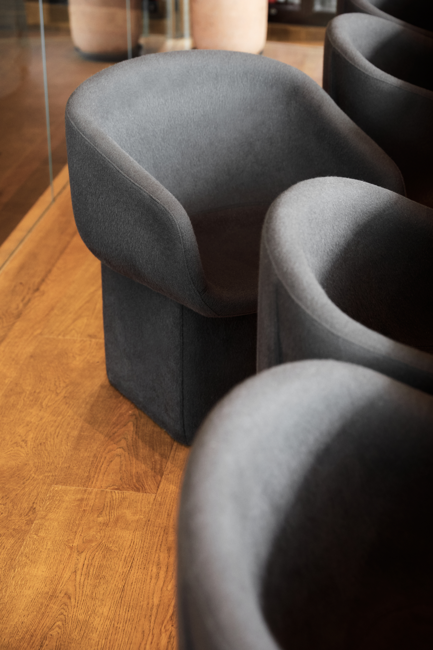 Haku Chairs_Sean Dix Design_HDP_LR_1